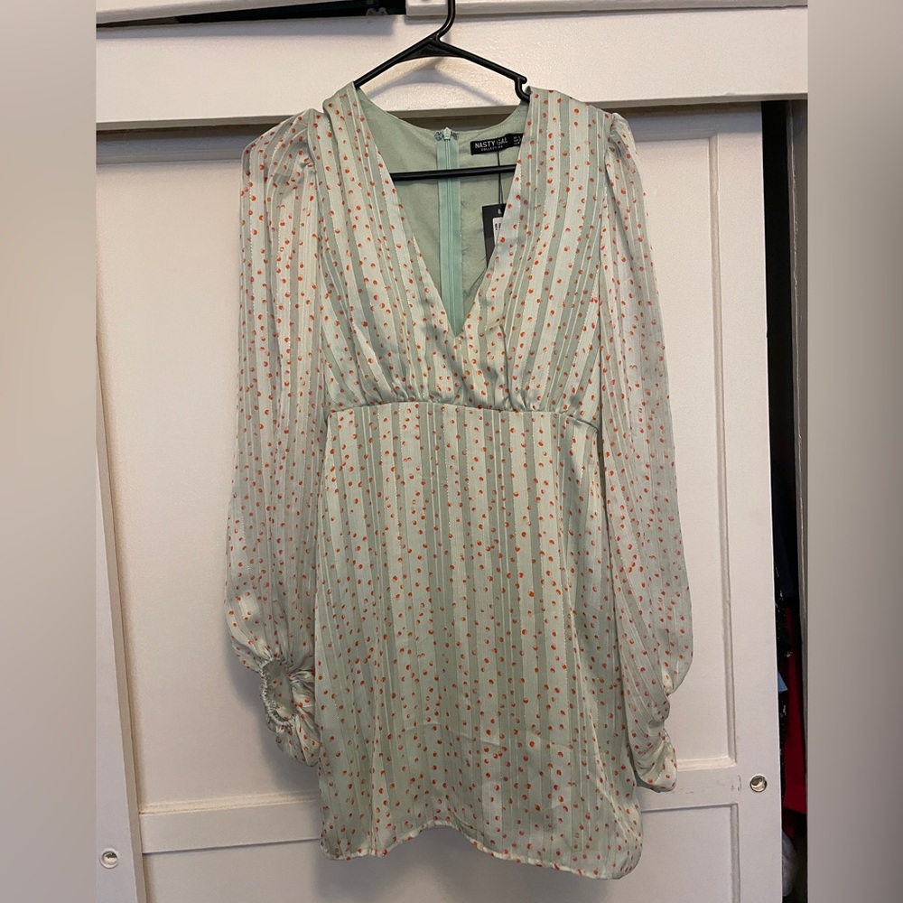 Adorable mint green cocktail dress from Nasty Gal—NWT!